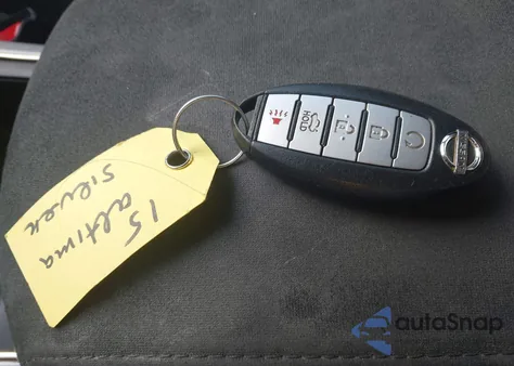 2015 Nissan Altima 2.5 Sv z USA, uszkodzony, nr VIN 1N4AL3AP9FC158388